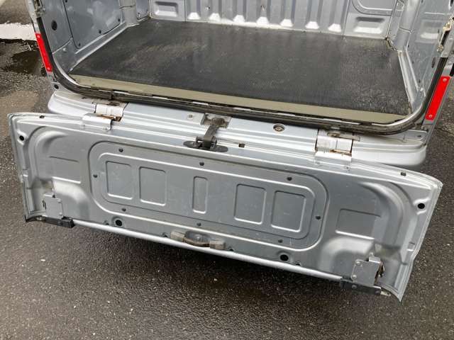 DAIHATSU HIJET DECKVAN 4WD 2015 Image 31