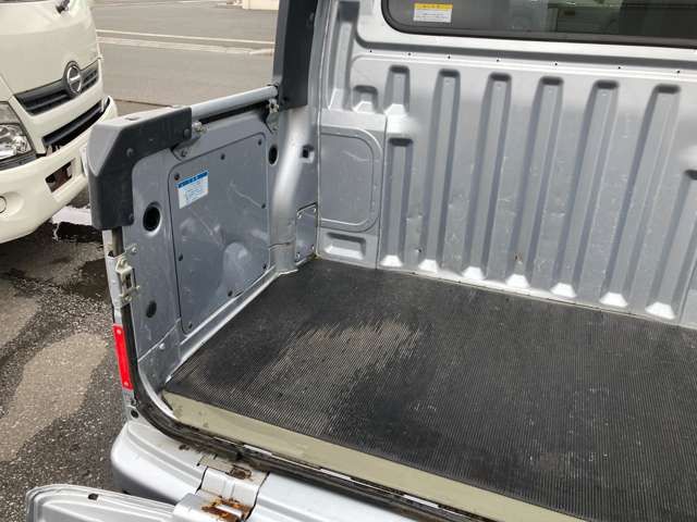 DAIHATSU HIJET DECKVAN 4WD 2015 Image 31