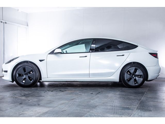TESLA MODEL 3 2021 Image 31