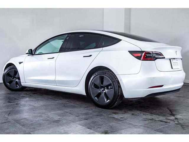 TESLA MODEL 3 2021 Image 31
