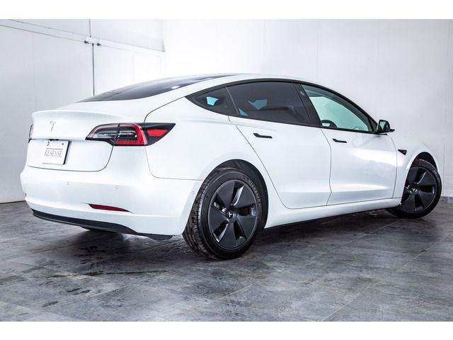 TESLA MODEL 3 2021 Image 31