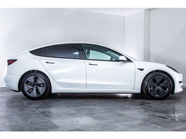 TESLA MODEL 3 2021 Image 31