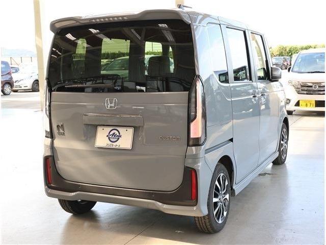 HONDA N BOX CUSTOM 2024 Image 31