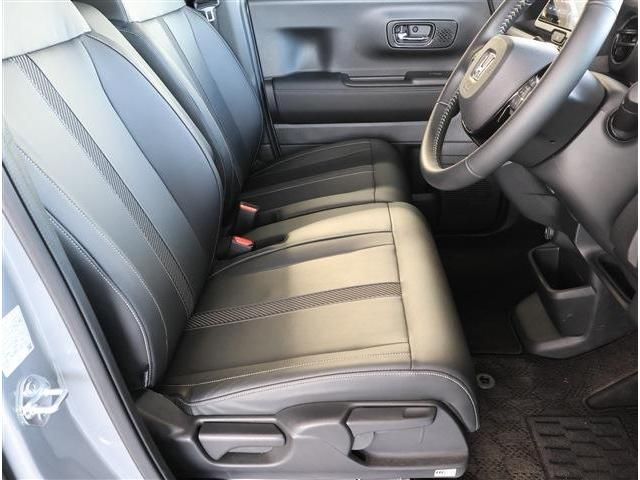 HONDA N BOX CUSTOM 2024 Image 31