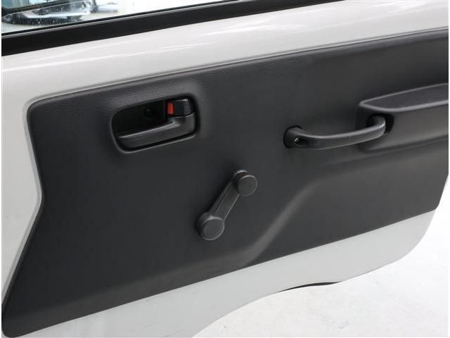 NISSAN NT100 CLIPPER 4WD 2021 Image 31