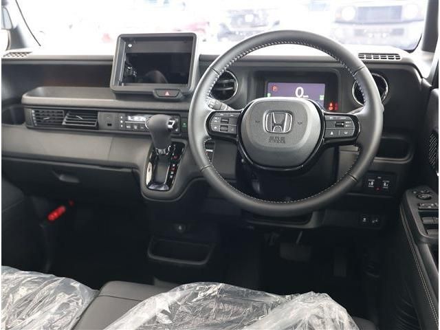 HONDA N BOX CUSTOM 2025 Image 31