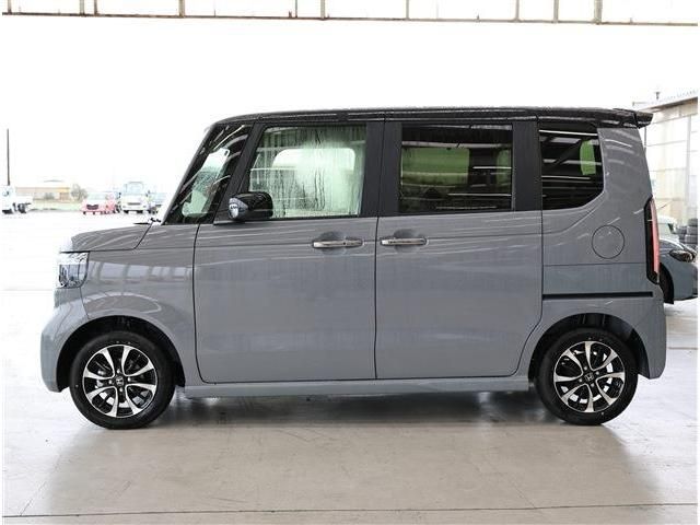 HONDA N BOX CUSTOM 2025 Image 31
