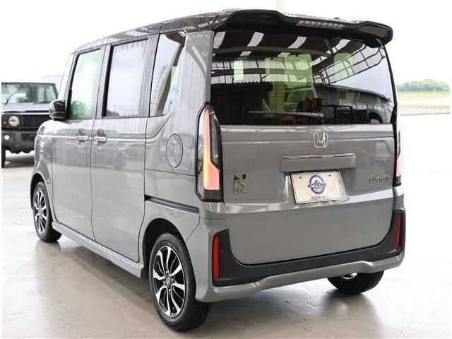 HONDA N BOX CUSTOM 2025 Image 31
