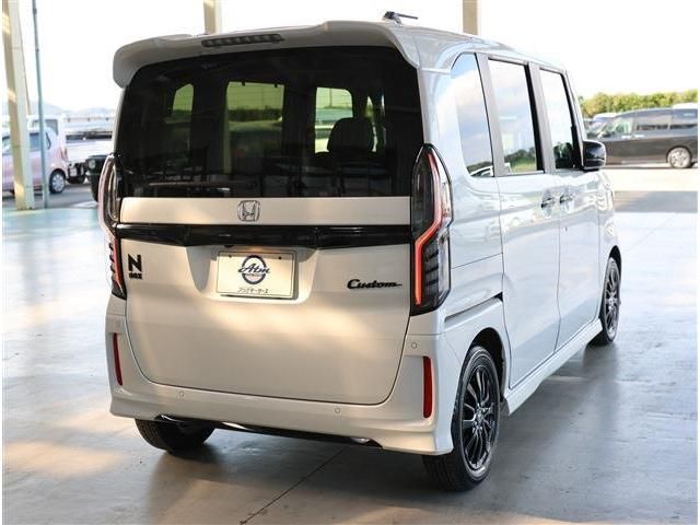 HONDA N BOX CUSTOM 2022 Image 31