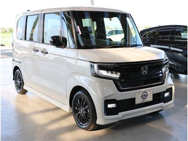 HONDA N BOX CUSTOM 2022 Image 31