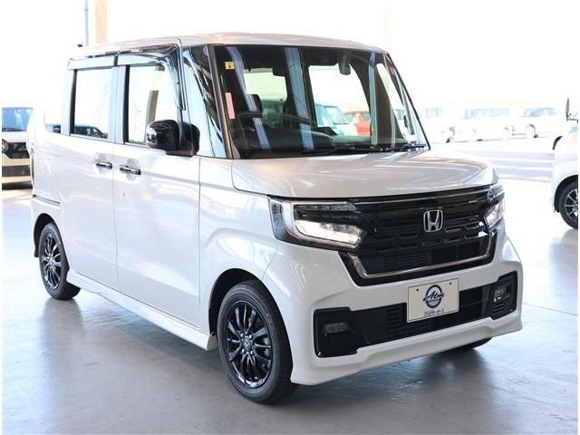 HONDA N BOX CUSTOM 2023 Image 31