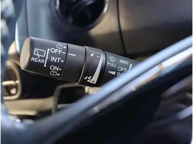 HONDA N BOX CUSTOM 2023 Image 31