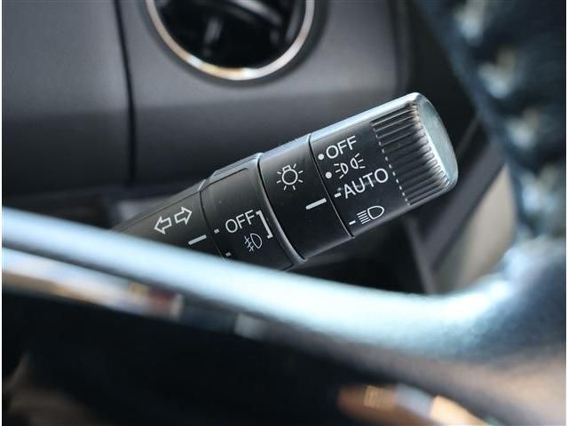 HONDA N BOX CUSTOM 2023 Image 31