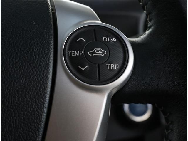 TOYOTA AQUA 2015 Image 31