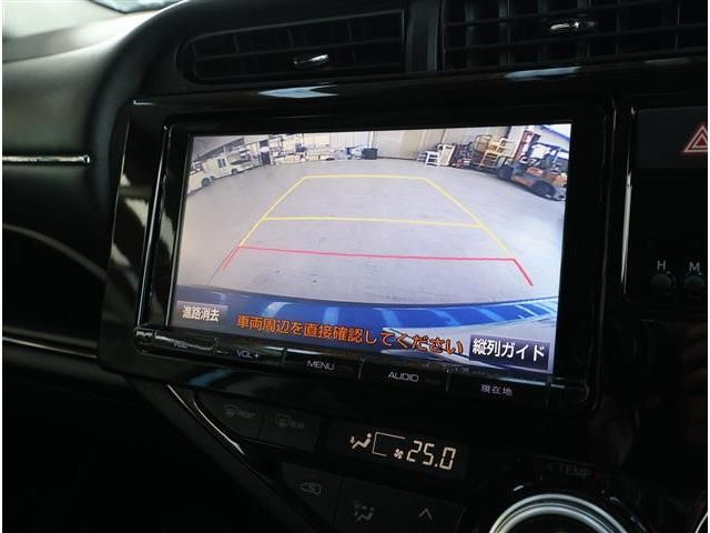 TOYOTA AQUA 2015 Image 31