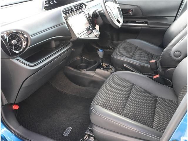 TOYOTA AQUA 2015 Image 31