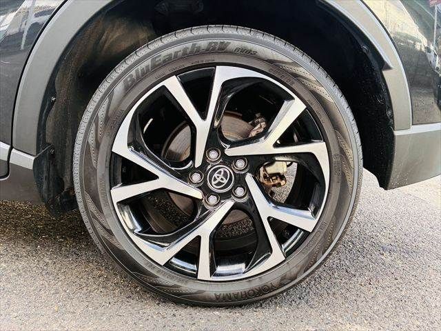 TOYOTA C-HR 2016 Image 31