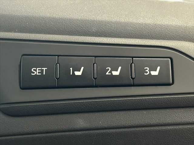 TOYOTA ALPHARD 2017 Image 31