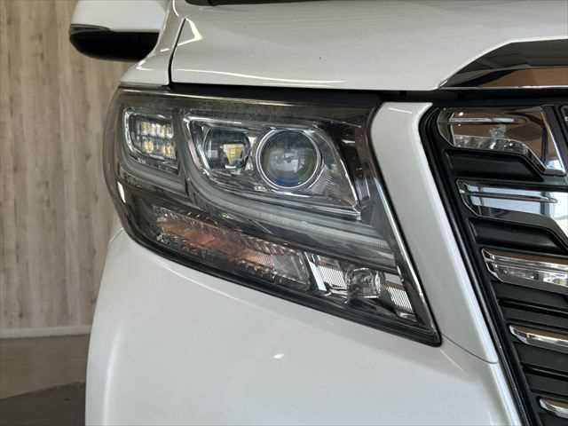 TOYOTA ALPHARD 2017 Image 31