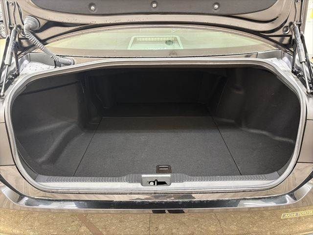 TOYOTA CROWN SEDAN HYBRID 2019 Image 31