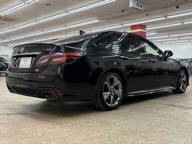 TOYOTA CROWN SEDAN HYBRID 2019 Image 31