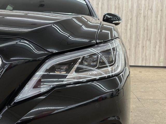 TOYOTA CROWN SEDAN HYBRID 2019 Image 31