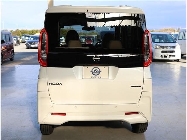 NISSAN ROOX 2023 Image 31