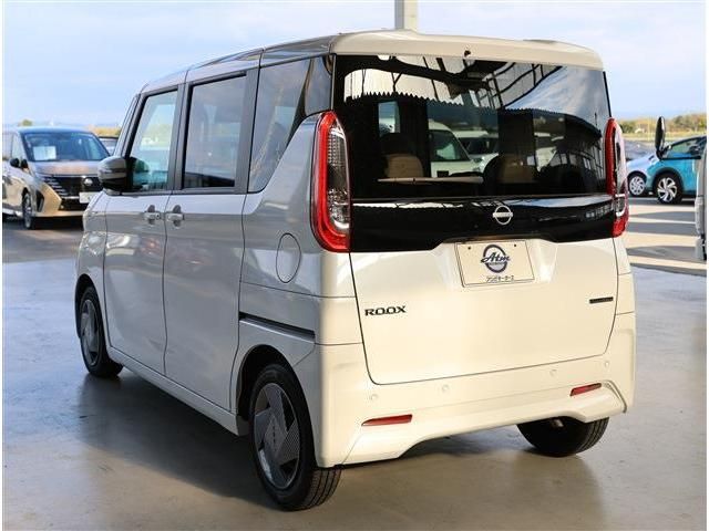 NISSAN ROOX 2023 Image 31