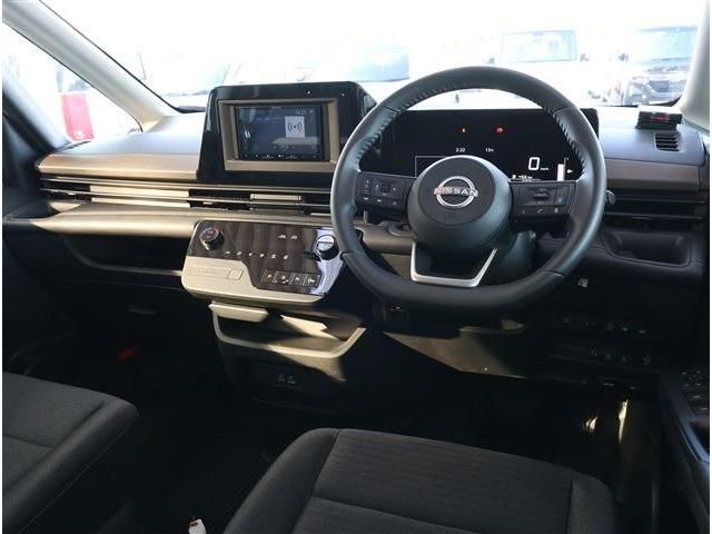 NISSAN SERENA  WG 2025 Image 31