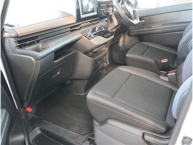 NISSAN SERENA  WG 2025 Image 31