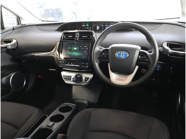 TOYOTA PRIUS 2020 Image 31