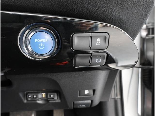 TOYOTA PRIUS 2020 Image 31