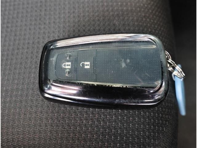 TOYOTA PRIUS 2020 Image 31