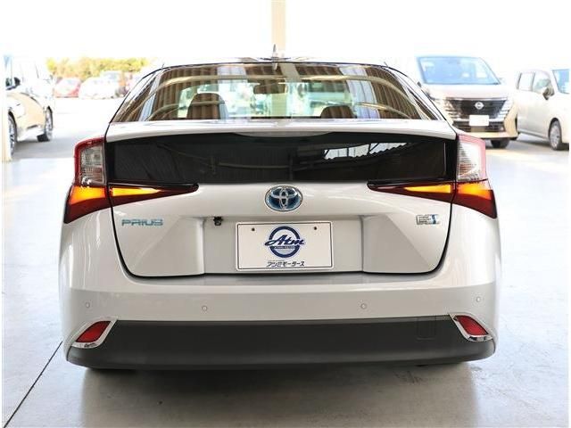 TOYOTA PRIUS 2020 Image 31