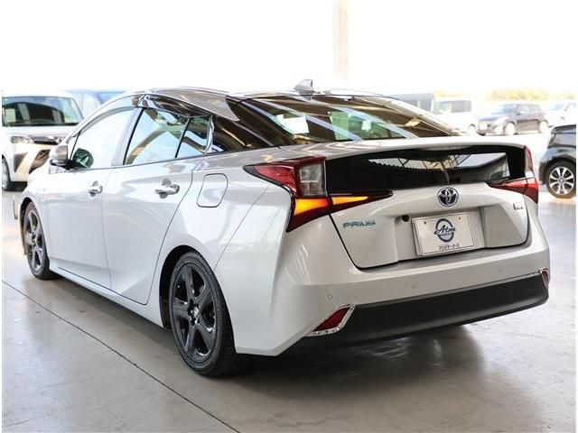 TOYOTA PRIUS 2020 Image 31
