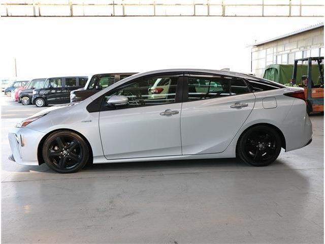 TOYOTA PRIUS 2020 Image 31