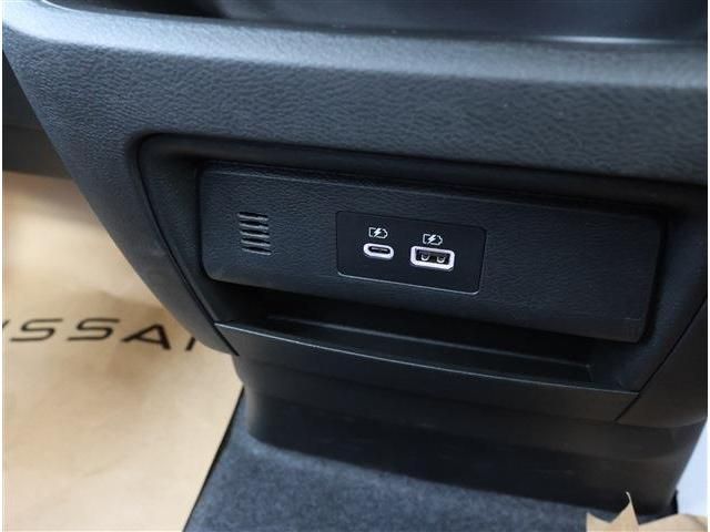 NISSAN SERENA  WG 4WD 2025 Image 31