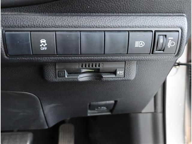 TOYOTA COROLLA SPORT 2019 Image 31