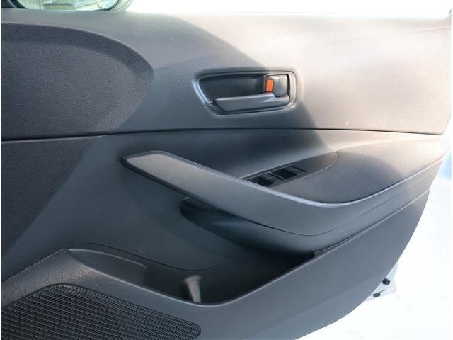 TOYOTA COROLLA SPORT 2019 Image 31