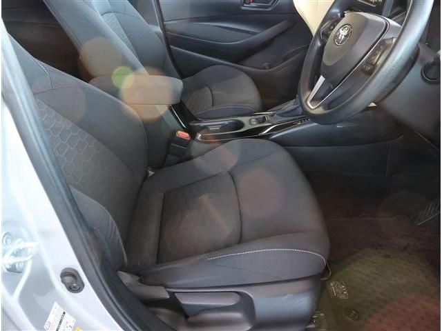 TOYOTA COROLLA SPORT 2019 Image 31