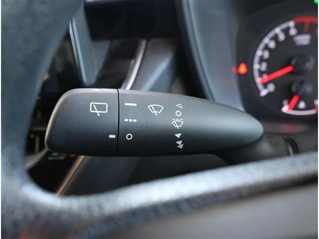 TOYOTA COROLLA SPORT 2019 Image 31