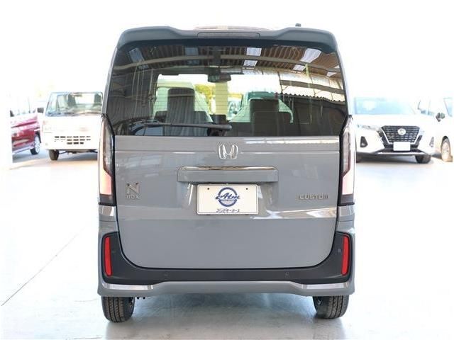 HONDA N BOX CUSTOM 2025 Image 31