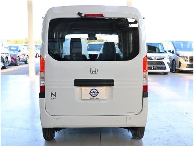 HONDA N-VAN 2025 Image 31