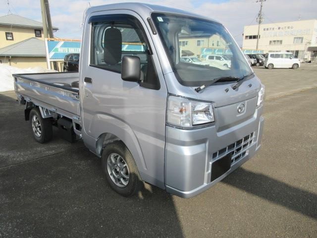 DAIHATSU HIJET TRUCK 4WD 2023 Image 31