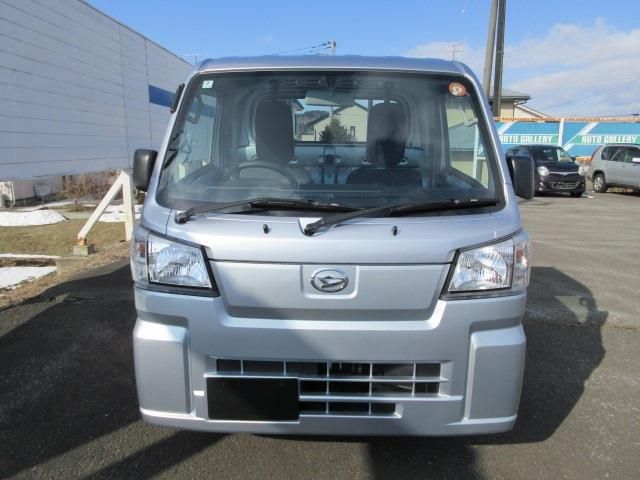 DAIHATSU HIJET TRUCK 4WD 2023 Image 31