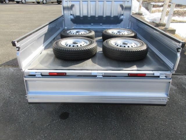 DAIHATSU HIJET TRUCK 4WD 2023 Image 31