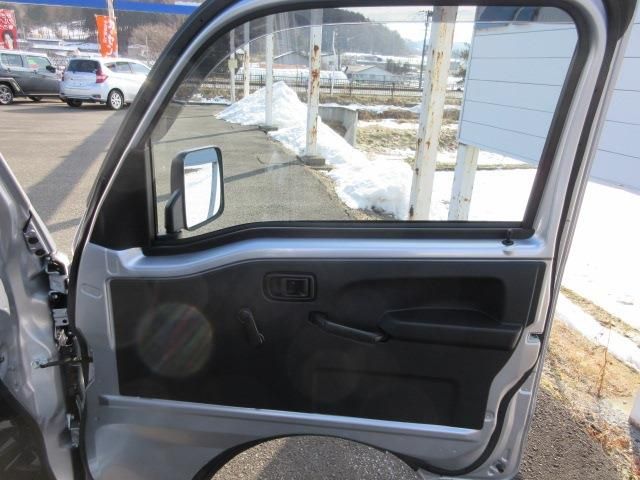 DAIHATSU HIJET TRUCK 4WD 2023 Image 31