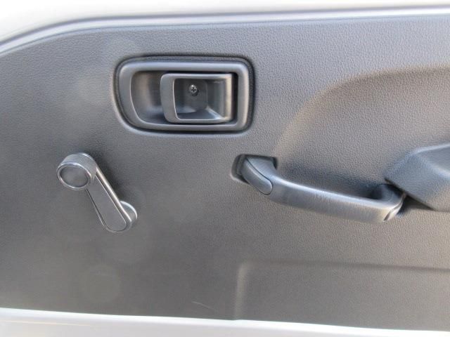 DAIHATSU HIJET TRUCK 4WD 2023 Image 31