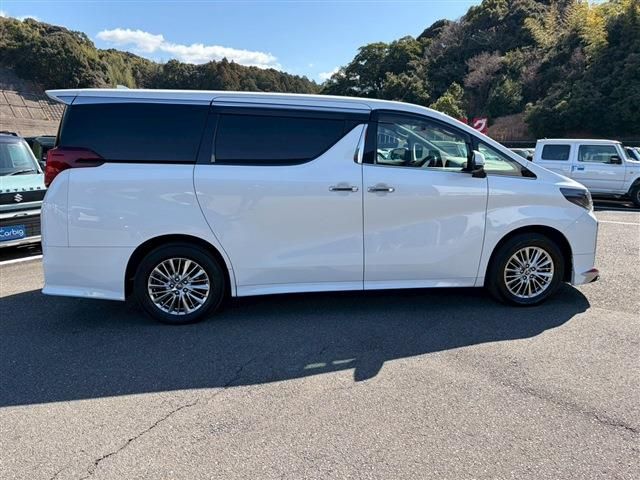 TOYOTA ALPHARD HYBRID 4WD 2022 Image 31