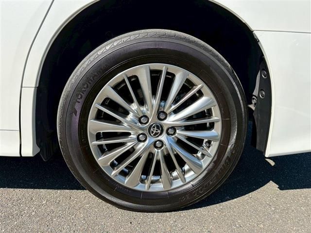 TOYOTA ALPHARD HYBRID 4WD 2022 Image 31